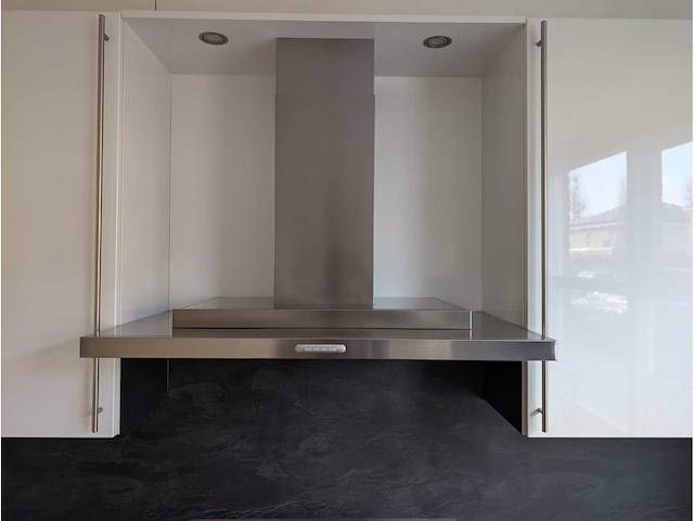 Keuken met apparatuur - afbeelding 9 van  35