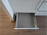 Keuken met apparatuur - afbeelding 28 van  35