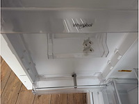 Keuken met apparatuur - afbeelding 32 van  35