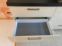 Keuken met apparatuur - afbeelding 22 van  25