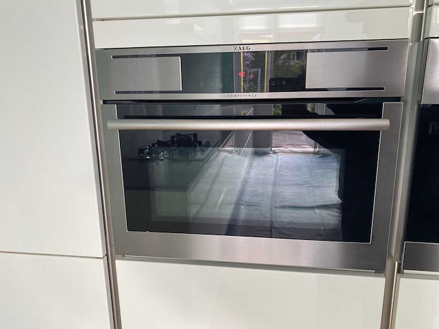 Keuken met apparatuur - afbeelding 14 van  37