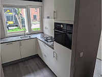 Keuken met apparatuur - afbeelding 17 van  21