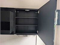 Keuken met apparatuur - afbeelding 20 van  21