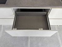 Keuken met apparatuur - afbeelding 20 van  20