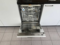 Keuken met apparatuur - afbeelding 13 van  29