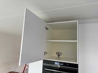 Keuken met apparatuur - afbeelding 28 van  29
