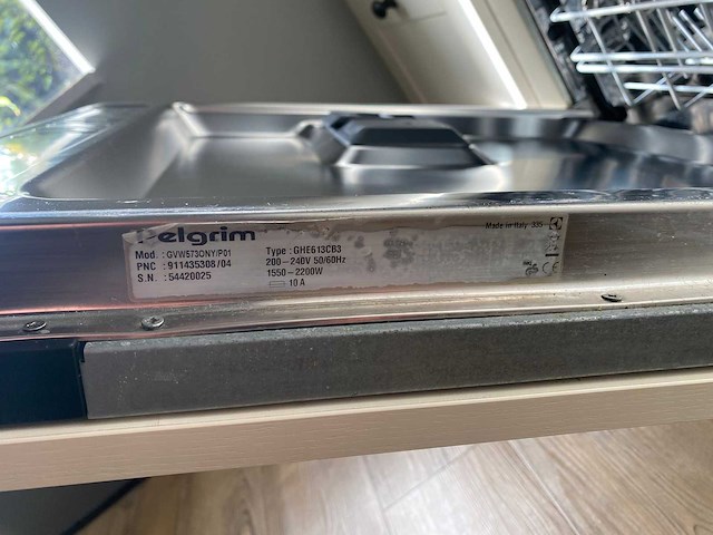 Keuken met apparatuur - afbeelding 14 van  34