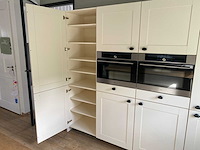 Keuken met apparatuur - afbeelding 16 van  34