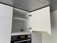 Keuken met apparatuur - afbeelding 4 van  29