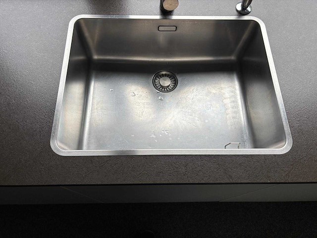 Keuken met apparatuur - afbeelding 10 van  29