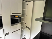 Keuken met apparatuur - afbeelding 14 van  29
