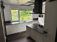 Keuken met apparatuur - afbeelding 12 van  29