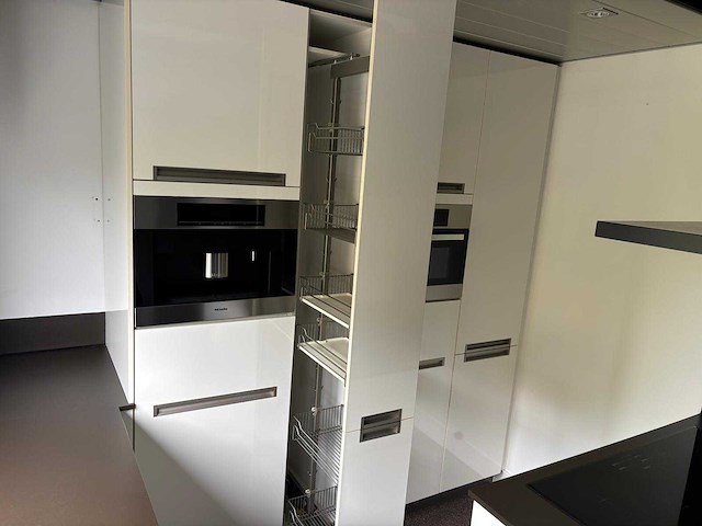 Keuken met apparatuur - afbeelding 27 van  29