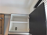 Keuken met apparatuur - afbeelding 20 van  28