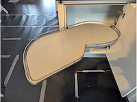 Keuken met apparatuur - afbeelding 23 van  28