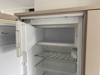Keuken met apparatuur - afbeelding 24 van  27