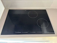 Keuken met apparatuur - afbeelding 16 van  19