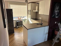Keuken met apparatuur - afbeelding 1 van  19