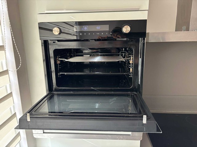 Keuken met apparatuur - afbeelding 4 van  19