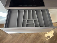 Keuken met apparatuur - afbeelding 9 van  19