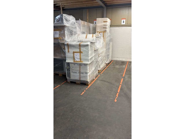 Keuken met apparatuur - afbeelding 28 van  28