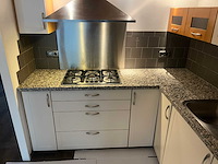 Keuken met apparatuur - afbeelding 5 van  21
