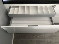 Keuken met apparatuur - afbeelding 9 van  23