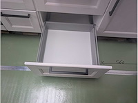 Keuken met apparatuur - afbeelding 14 van  18