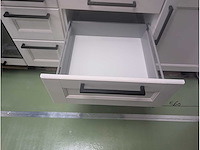 Keuken met apparatuur - afbeelding 17 van  18