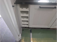 Keuken met apparatuur - afbeelding 30 van  35