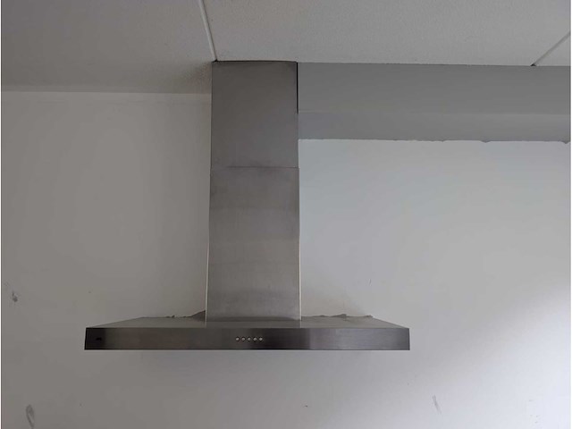 Keuken met apparatuur - afbeelding 9 van  24