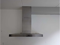 Keuken met apparatuur - afbeelding 9 van  24