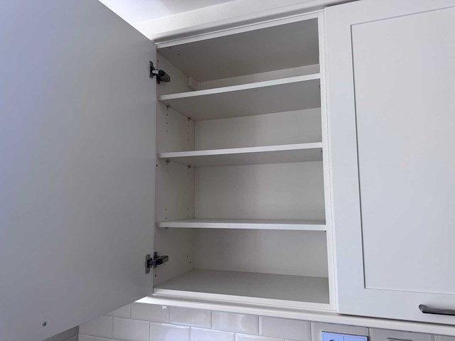 Keuken met apparatuur - afbeelding 21 van  28