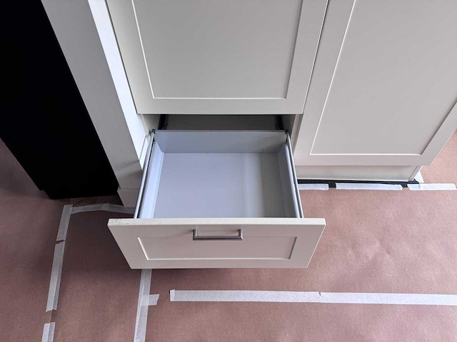 Keuken met apparatuur - afbeelding 5 van  28
