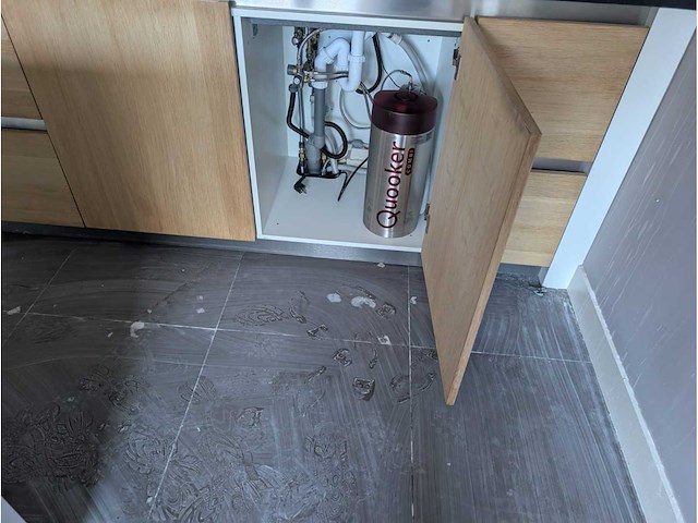 Keuken met apparatuur - afbeelding 10 van  38