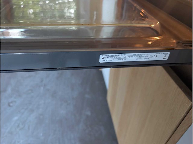 Keuken met apparatuur - afbeelding 30 van  38