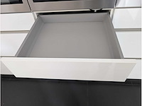 Keuken met apparatuur - afbeelding 28 van  56