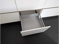 Keuken met apparatuur - afbeelding 39 van  56