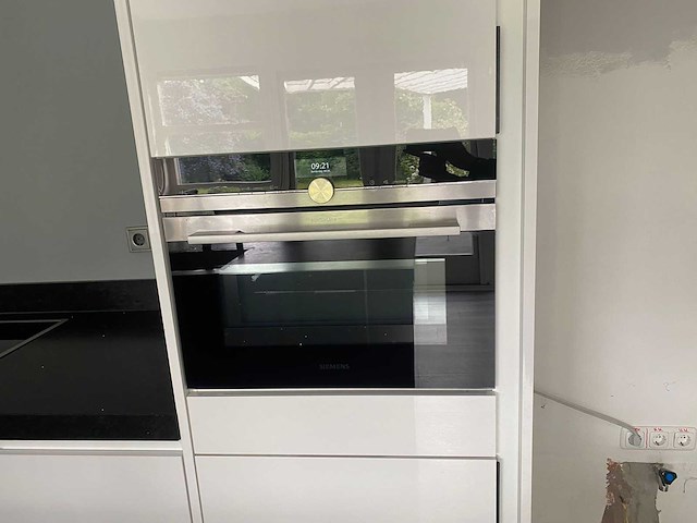Keuken met apparatuur - afbeelding 12 van  27