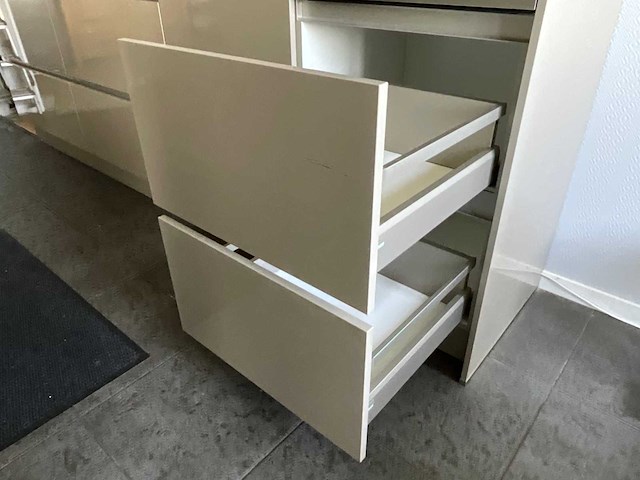 Keuken met apparatuur - afbeelding 9 van  39
