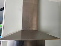 Keuken met apparatuur - afbeelding 3 van  26