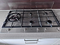 Keuken met apparatuur