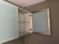 Keuken met apparatuur - afbeelding 41 van  49