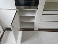 Keuken met apparatuur - afbeelding 13 van  24