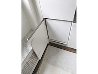 Keuken met apparatuur - afbeelding 15 van  24