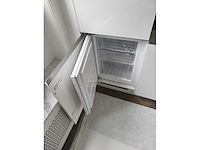 Keuken met apparatuur - afbeelding 17 van  24
