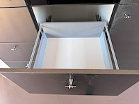 Keuken met apparatuur - afbeelding 2 van  29