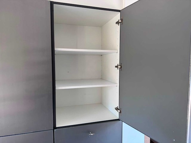 Keuken met apparatuur - afbeelding 26 van  29