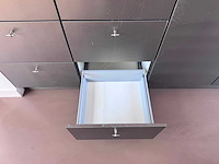 Keuken met apparatuur - afbeelding 28 van  29