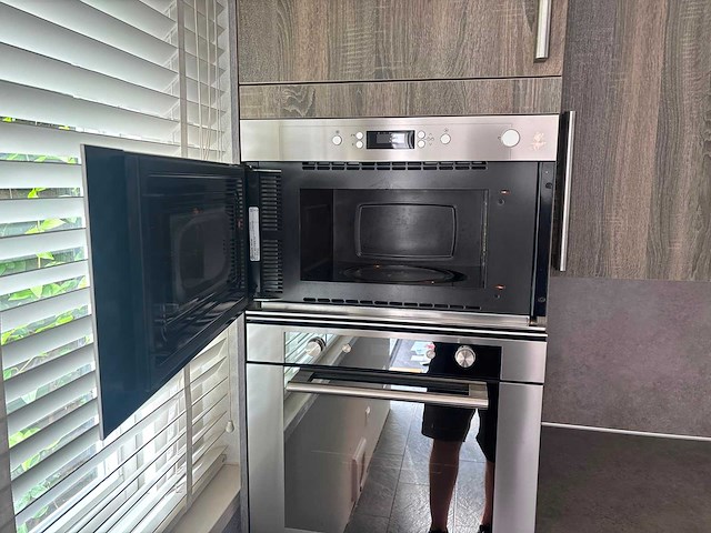 Keuken met apparatuur - afbeelding 17 van  28